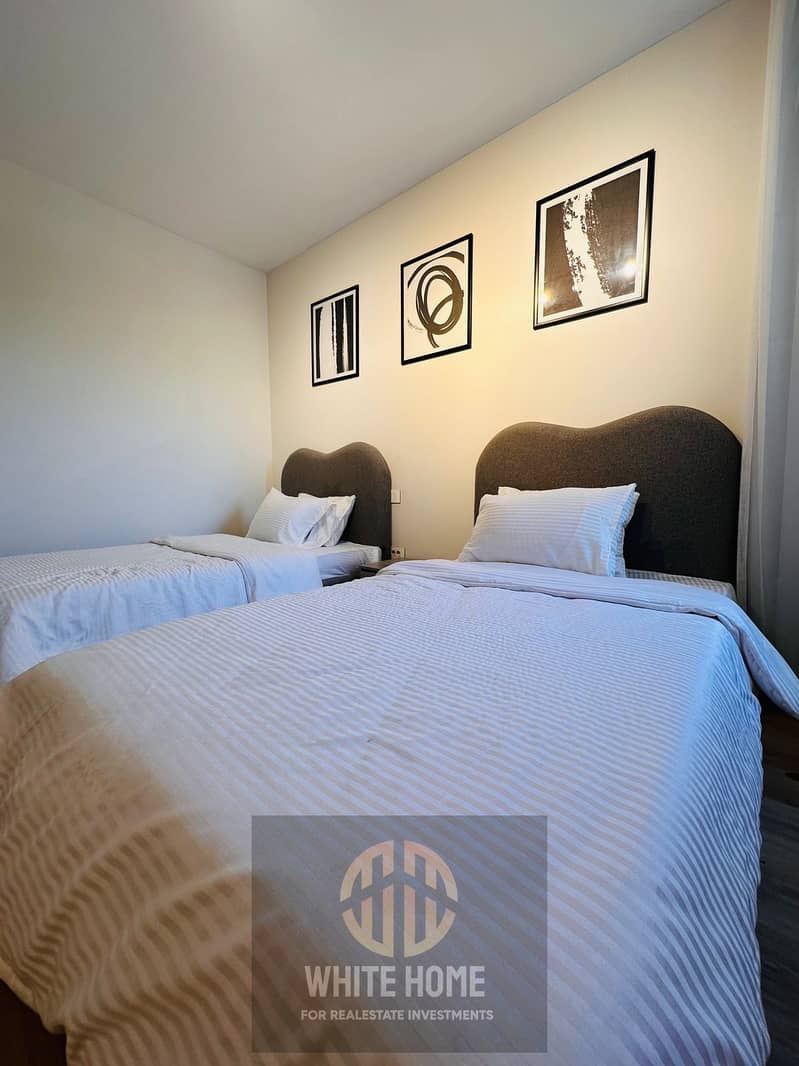 8 a0ec230c-bba1-475b-863a-d86fc0a9fb0d. jpeg