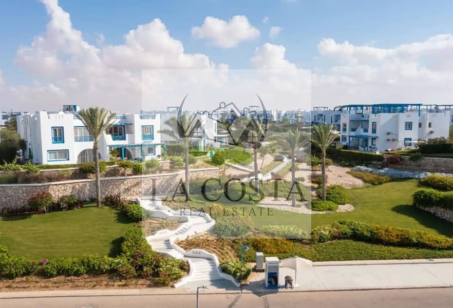 9 da8e9f65-5963-4cc3-bd7e-d03e4e8f63d5. jpg