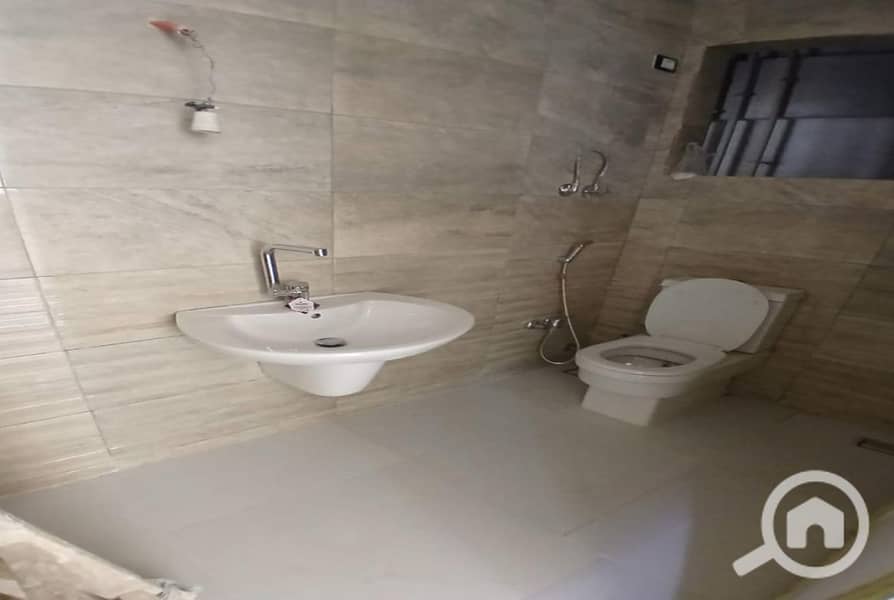 5 WhatsApp-Image-2025-03-19-at-3.55. 42-PM-2-1170x785. jpg