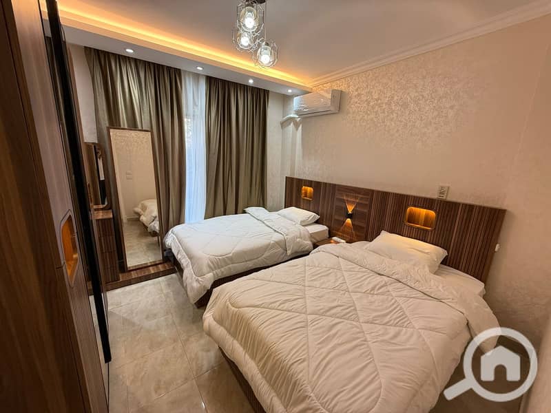 9 b3340bcb-2ecc-4b88-b84b-81b20d684442. jpeg