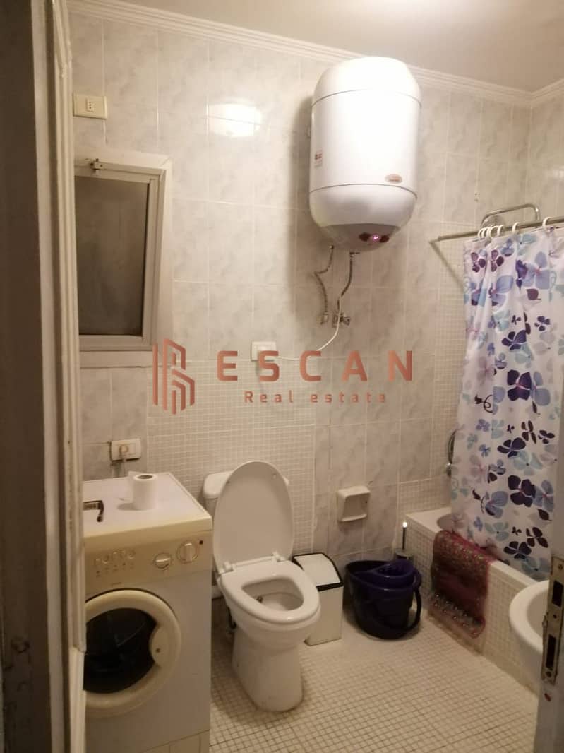 9 fe6e7c60-cb1b-4234-a477-00103bf3a20c. jpg