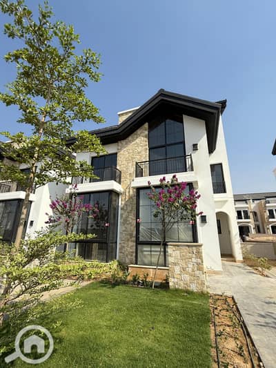 فیلا 3 غرف نوم للبيع في هليوبوليس الجديدة، القاهرة - IMG-20250715-WA0067. jpg