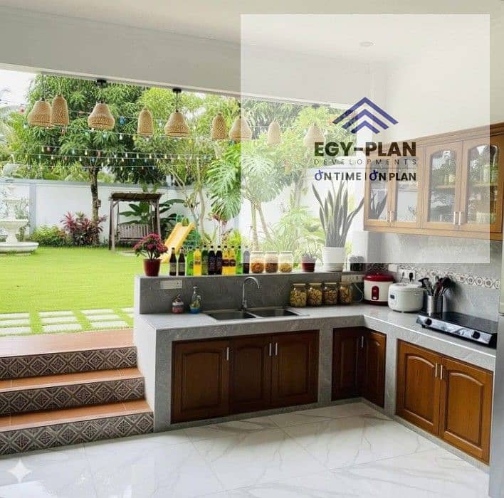 8 download (56). jpg