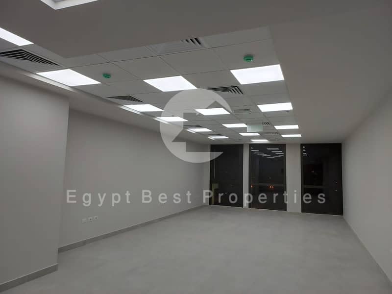 3 265bf5a4-3805-48dd-91f6-da349415fd0f. jpeg