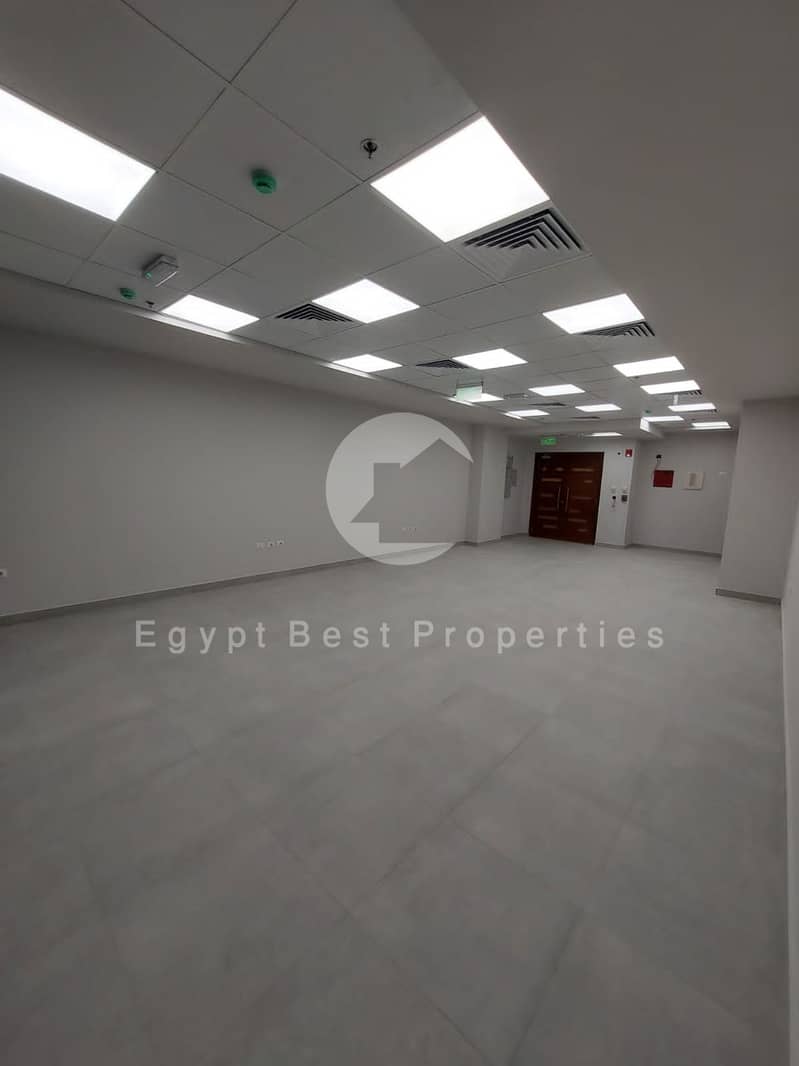 4 1603c772-7004-4a9e-907e-70c80b4ccefd. jpeg