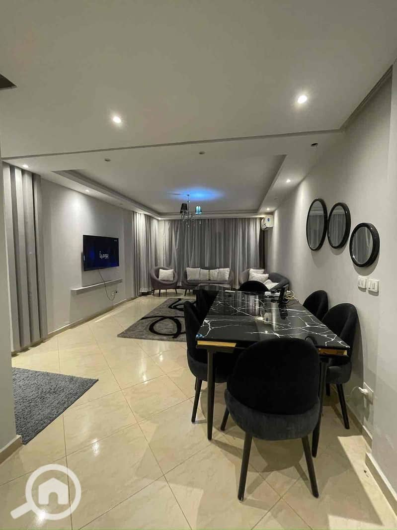 3 586dfcdd-2934-404a-b3e3-cba5d7e3dac6. jpg