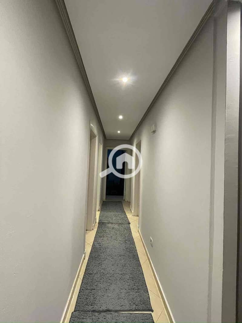 4 87ca9251-f55b-4c96-aabd-d5034c95d5ec. jpg