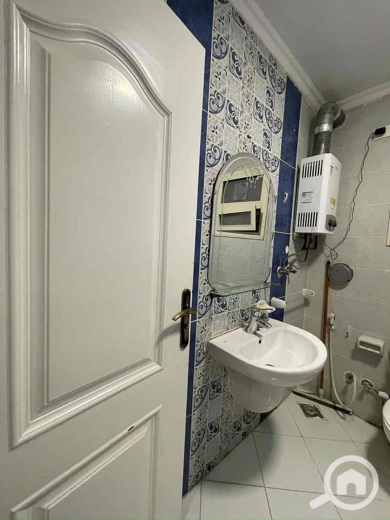 6 fee83be1-9c59-4ccf-b470-e3fbdfb80c88. jpg