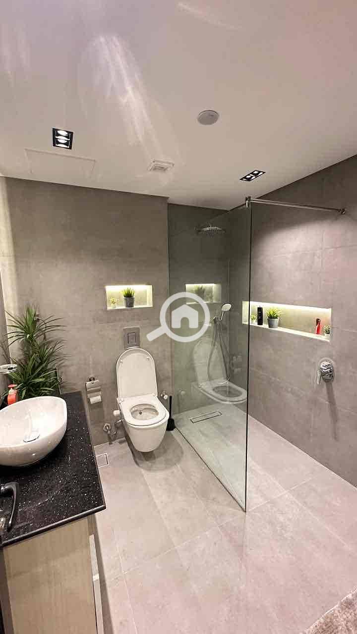 13 379ede5d-ba5d-4ff6-a72b-78426c88490b. jpg