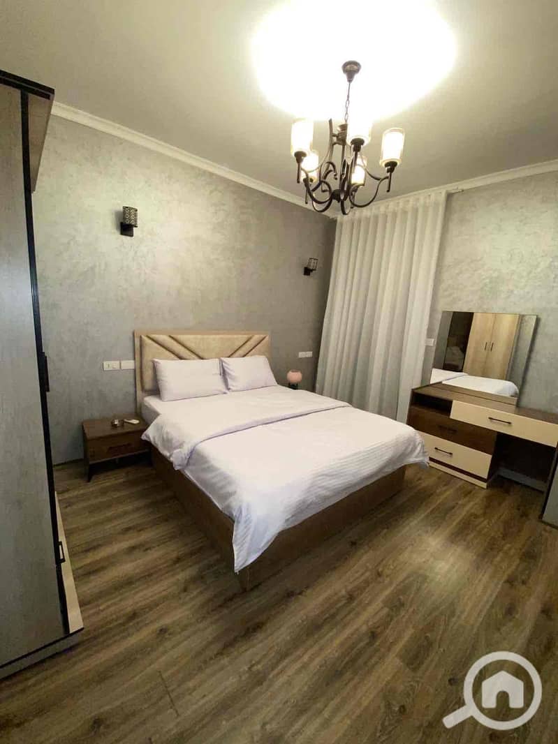 15 cf8f85da-56e1-4732-b5fd-311f15683195. jpg