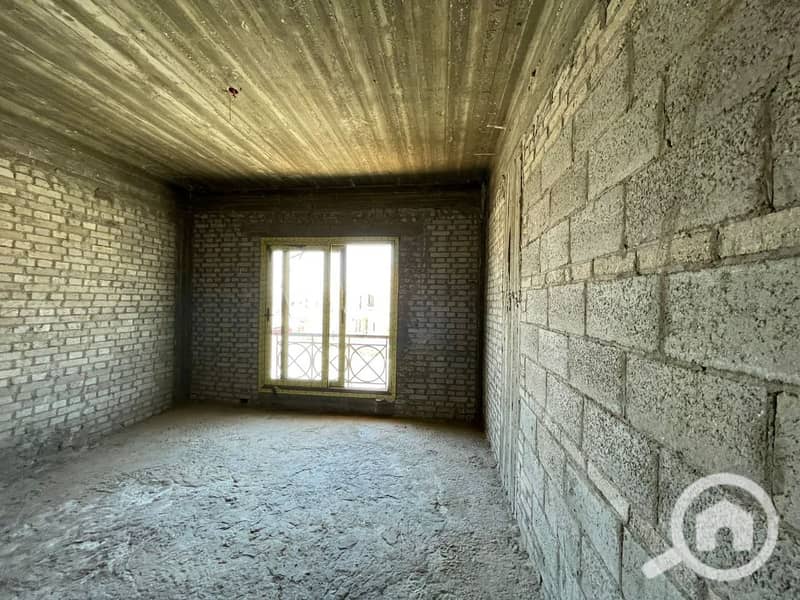 10 WhatsApp Image 2024-02-19 at 1.45. 21 PM. jpeg