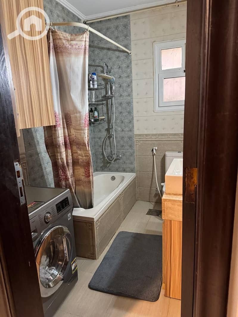 2 9e4d81d2-3bbb-43e2-9fe1-ec15ddb1c407. jpeg