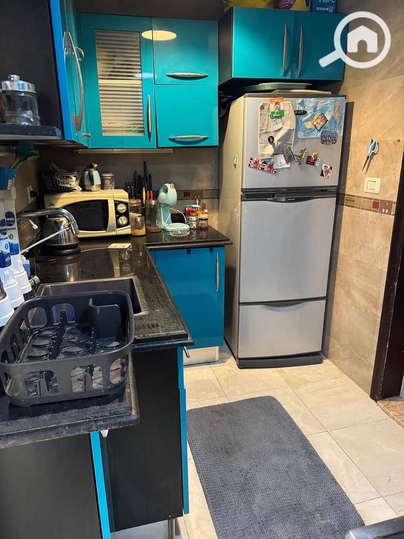 9 7d7583d4-5810-4d61-be0e-dfe1e34c573d. jpeg