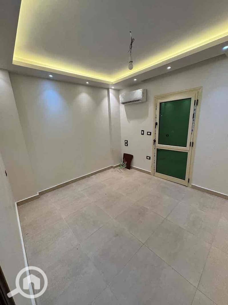 2 e5282c50-a248-4ba6-aded-e676088acb05. jpg