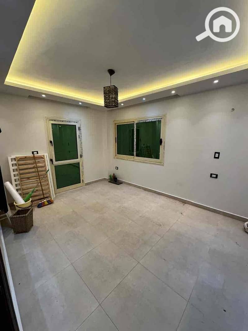 5 30ed4b25-b631-40b9-a032-6677df1b3c5f. jpg