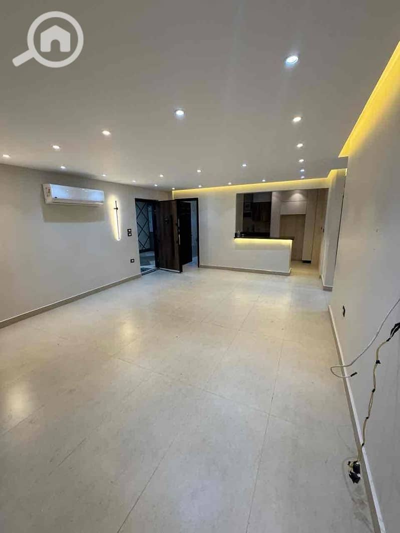 6 34887ac2-da30-4797-b7f9-242e9a842623. jpg