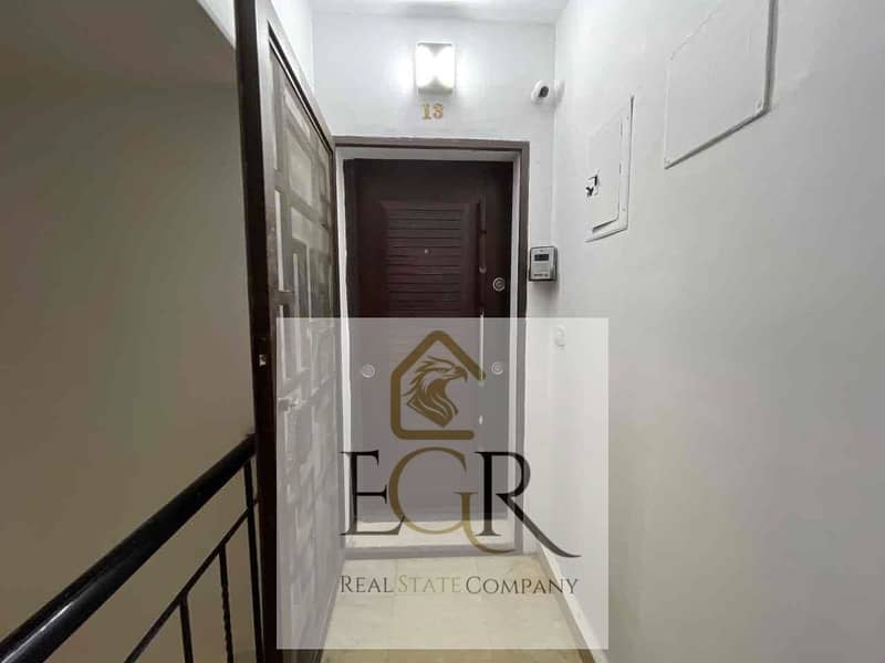 5 586837e3-6bc0-47a0-9c46-420a8fa28c5c. jpg