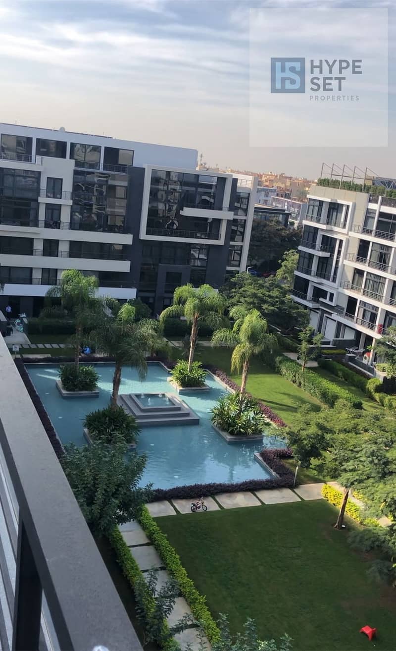 11 e48543e8-212d-4d5b-a62d-ebf6a1e7b1c5. jpg