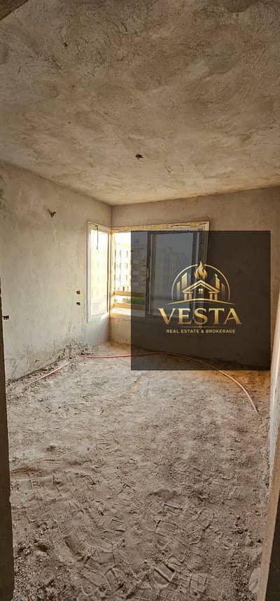 4 Bedroom Penthouse for Sale in 6th of October, Giza - 3cb7b80e-e783-473d-b1af-7f0423916a84. jpg