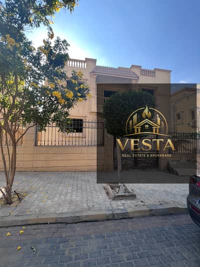 فیلا 4 غرف نوم للبيع في 6 أكتوبر، الجيزة - 379457f6-411d-4147-b251-6d3105fffd91. jpg