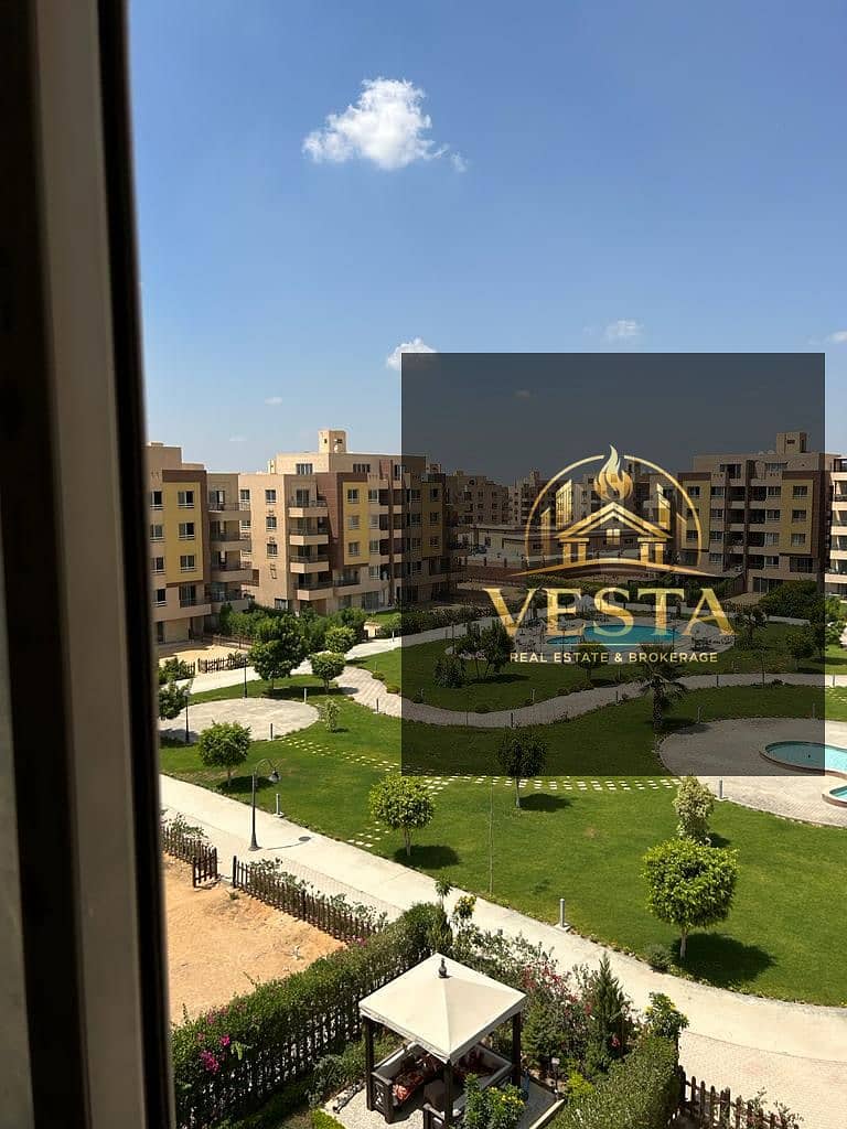 8 c1834e2f-11cc-4e22-b6e7-a73c6eafda41. jpg