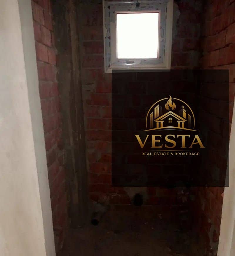 6 68a2d684-fb8f-4dda-a794-8e8041359569. jpg