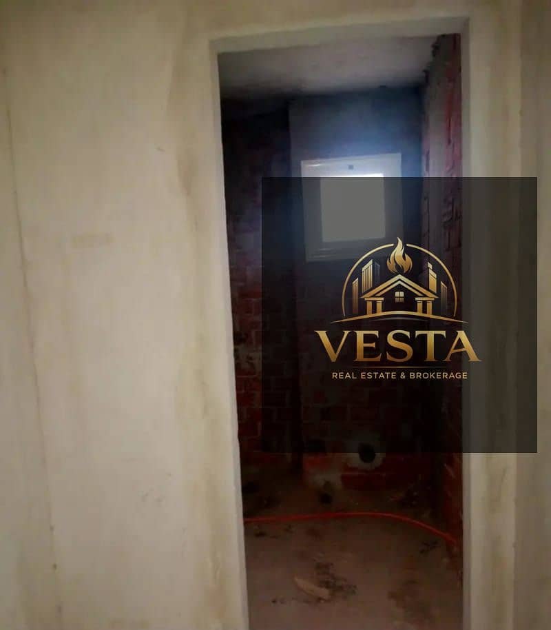 8 7689ecbe-86f5-47a0-bcbe-0f60ac8b0d02. jpg