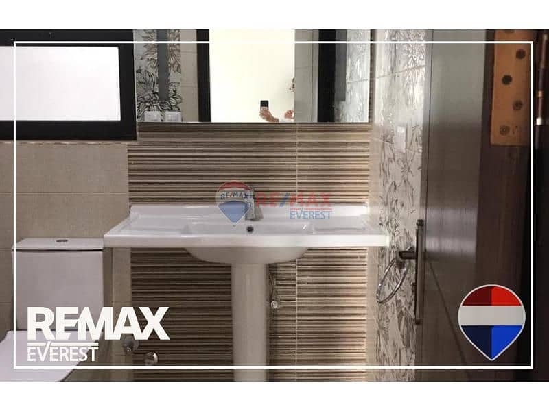 10 49b033dc-8a21-4245-b310-0be34e030da9. jfif. jpg