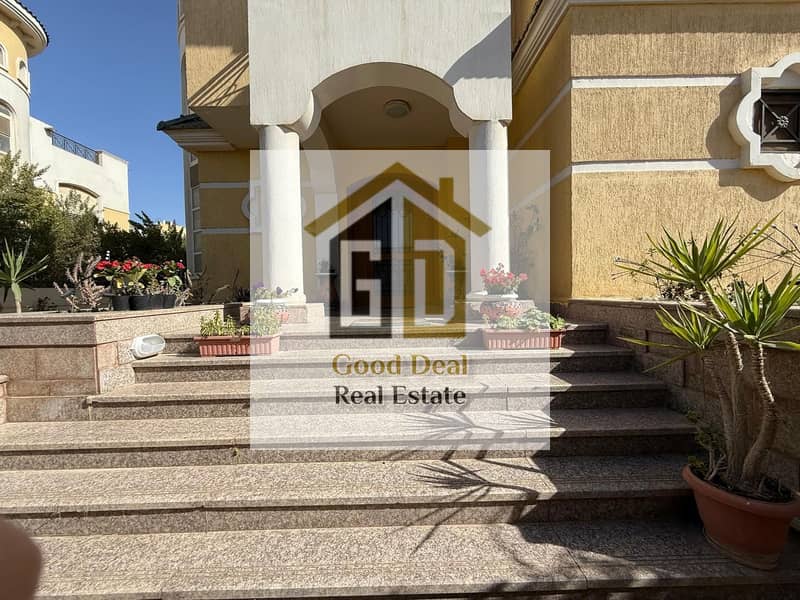 2 2a10d021-0066-43f3-8b70-7e23e4bf49ab. jpg