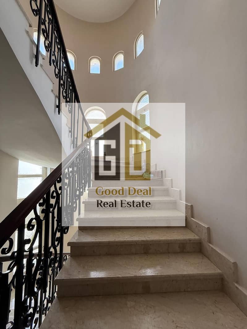 7 d03ec4bd-78ca-49ba-8d51-6c9a4d26572e. jpg