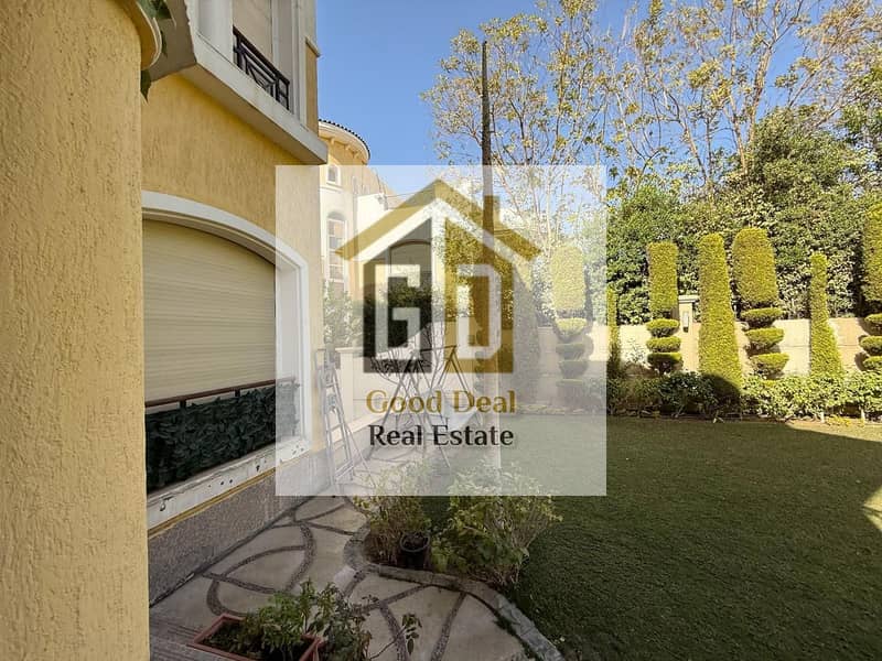 8 fc4fed9a-bee4-443e-84fe-cbe64af78aa4. jpg