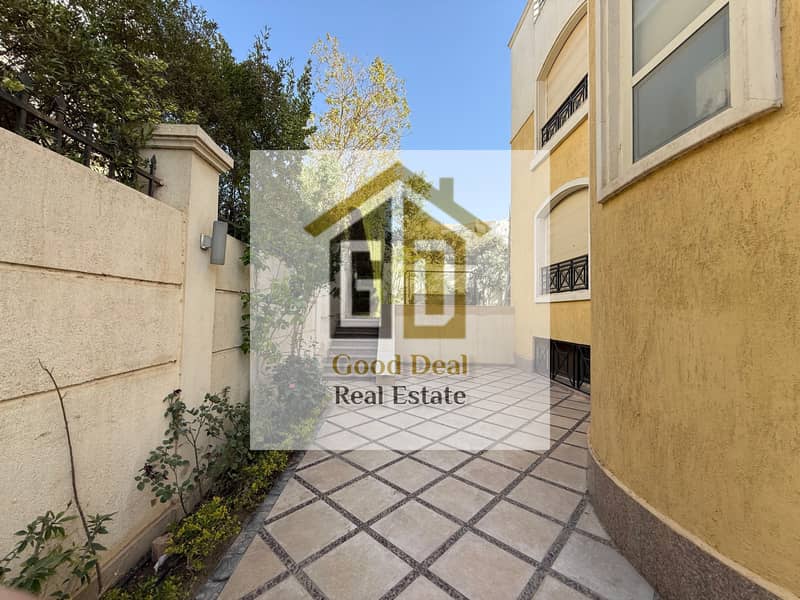 9 ab06a7ce-bcaa-4d29-9982-a7231c010d90. jpg