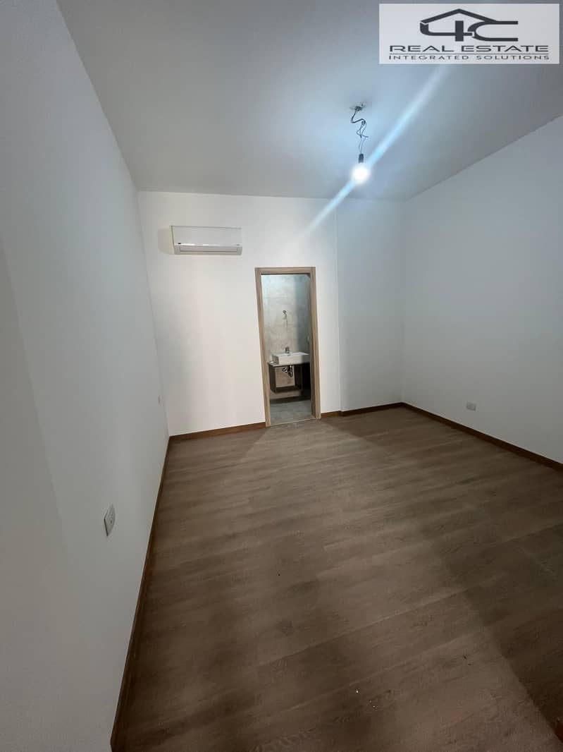 5 WhatsApp Image 2025-06-18 at 1.12. 22 PM (2). jpeg