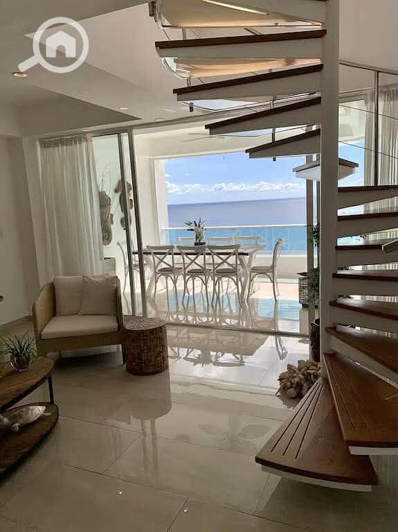 10 FB_IMG_1750045924336. jpg