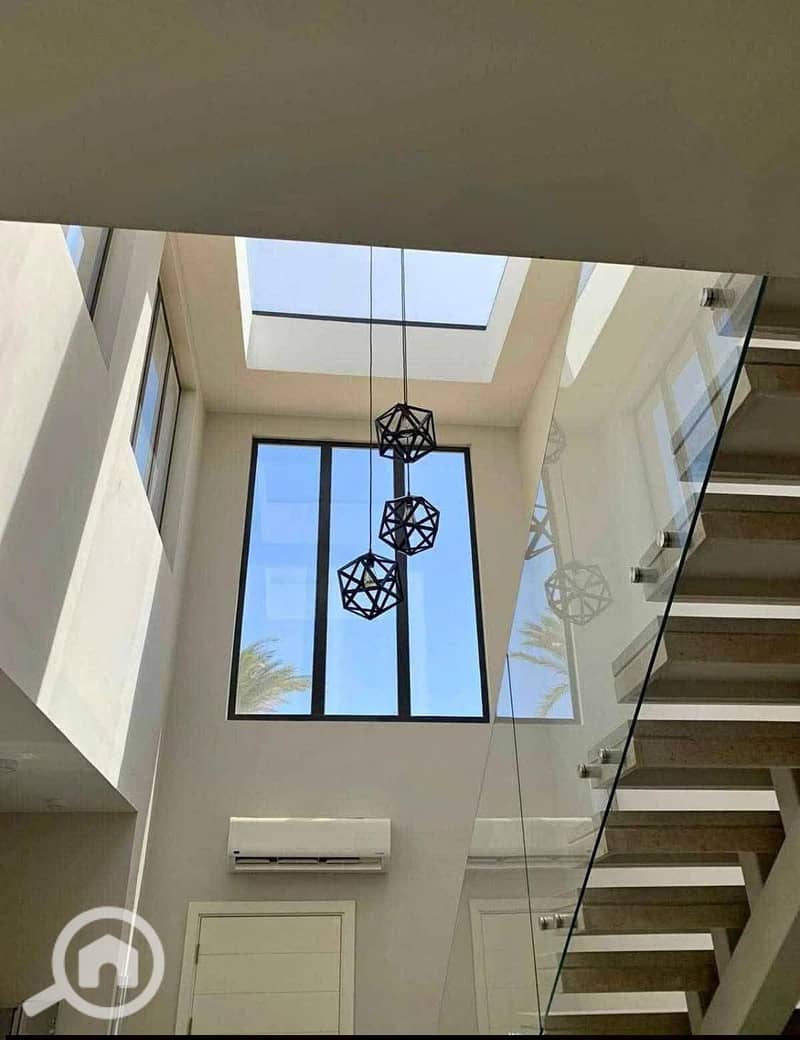 12 615494472_122160311126699207_3181870106617122645_n. jpg