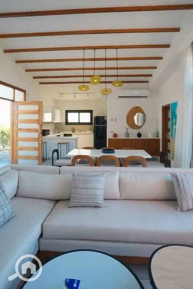 16 494641214_1996235874245057_5011914828276242478_n. jpg