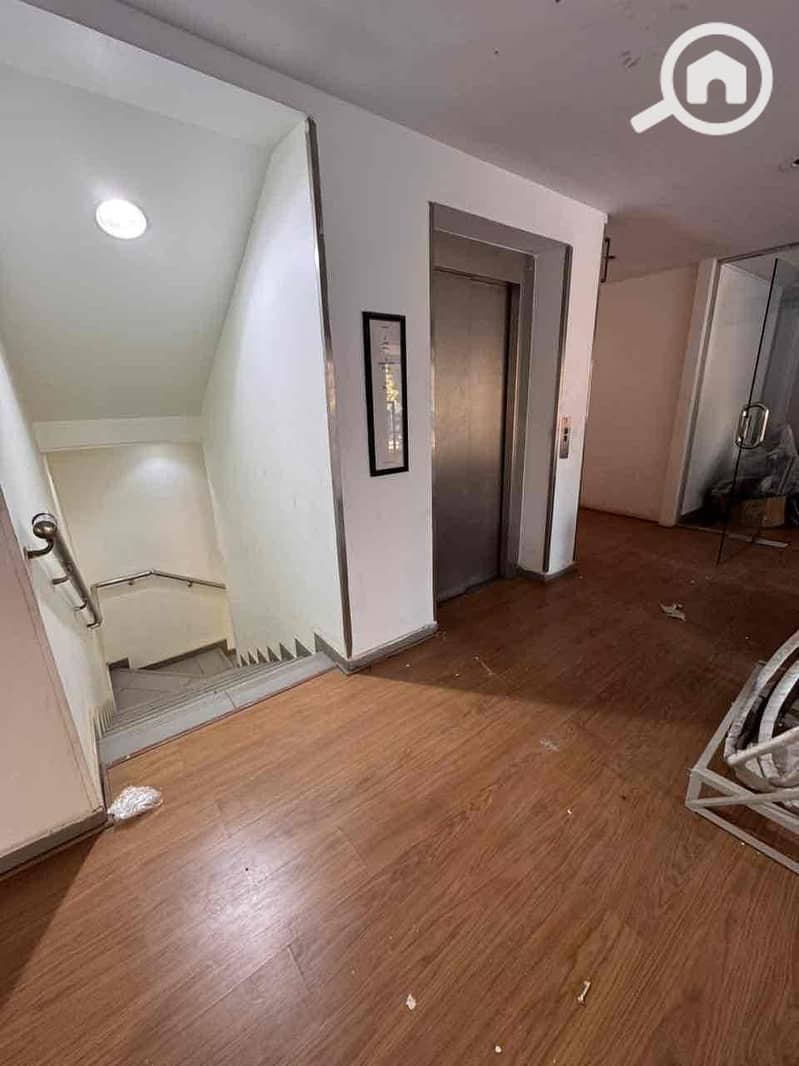 11 cd21aa21-6efb-43a1-bb5f-bc9ccc215c06. jpg