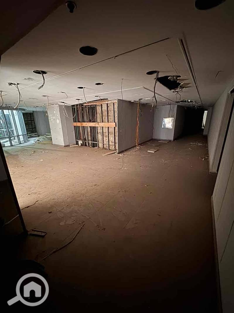 13 a2b1c996-0113-44d2-a50d-19ec580133bb. jpg