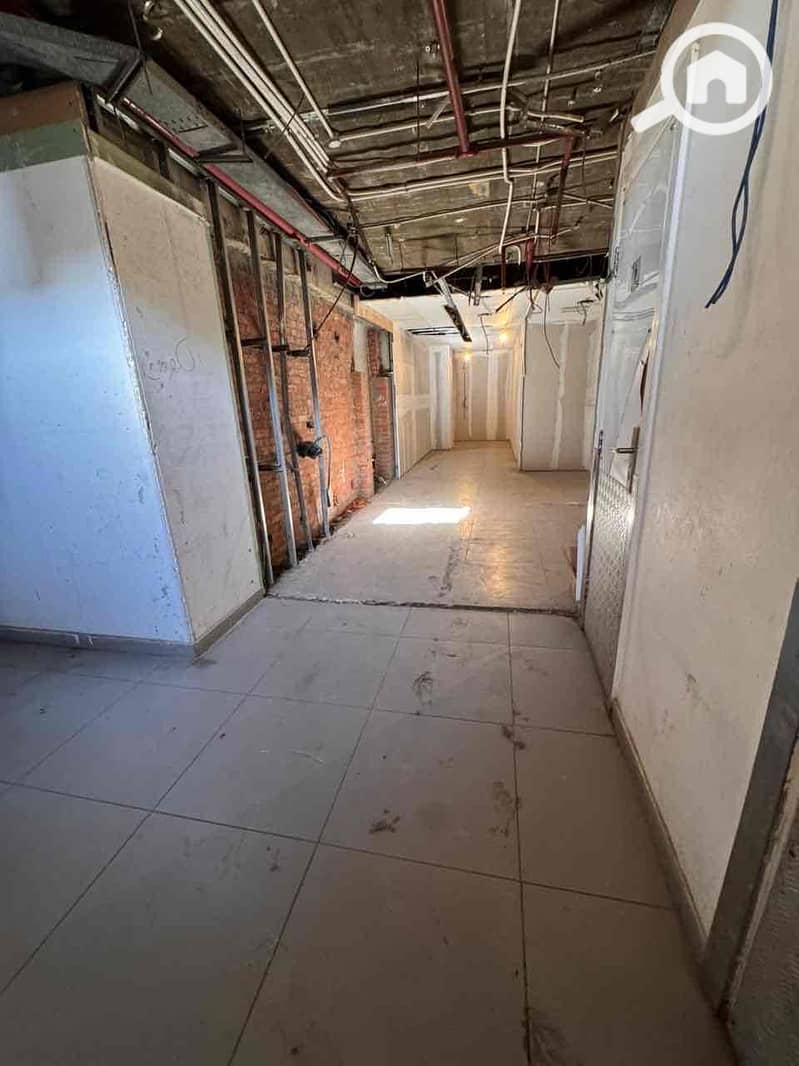 31 a21d9370-95ec-4f81-98a7-94239cc24d8c. jpg