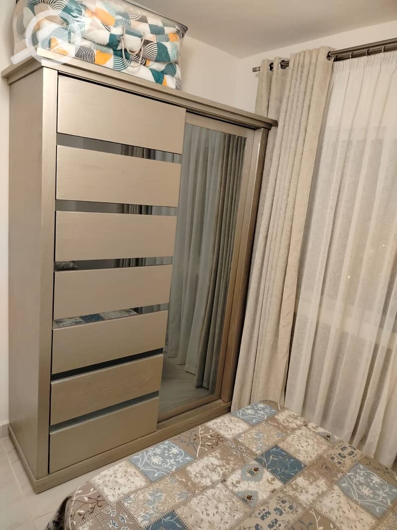 10 5caaa7fd-6756-4eb2-8366-0adf101a9831. jpg