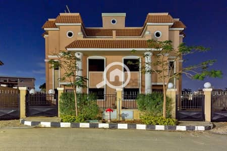 فیلا 5 غرف نوم للبيع في مدينة الشروق، القاهرة - 502773419_3918537281791984_4306978332869105109_n. jpg