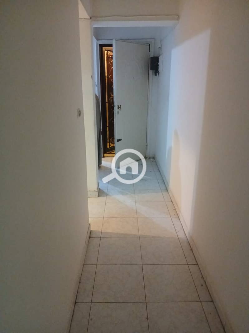 4 17ed1fb9-9ec6-496c-bdf5-992eda9896f3. jpeg