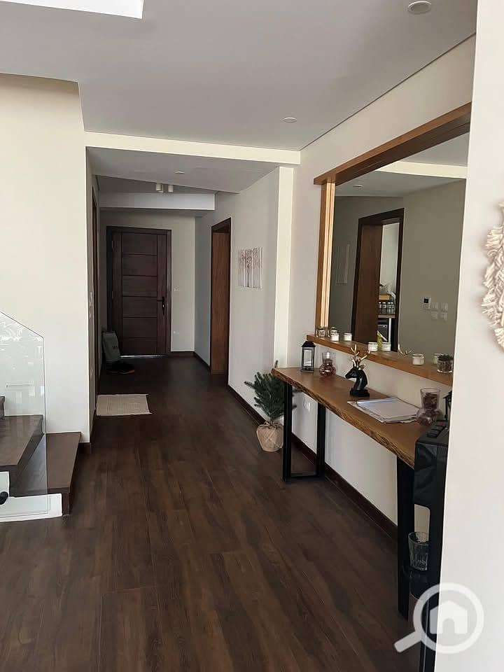 9 586304132_1476584210651468_5543944660503450335_n. jpg