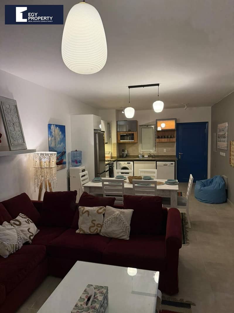 10 _files_f2254374-04b6-45fd-bfcf-831992327f06. jpeg