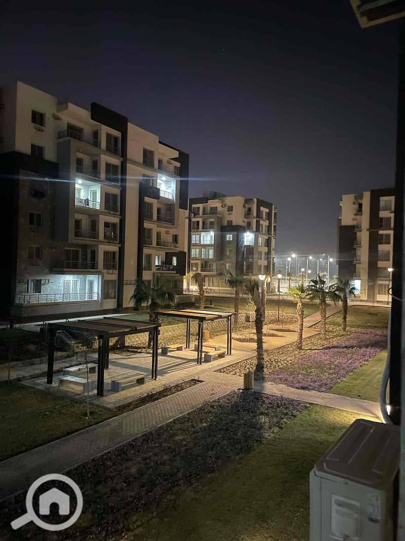 10 5be69aaa-3b95-416d-bece-b22f769b42cd. jpg