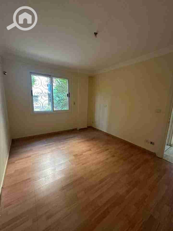 1000273573. jpg 1000273573. jpg