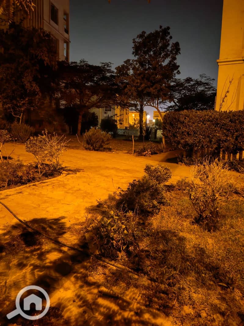 2 6b55e3a1-8da9-4982-90d9-3a35c93c9ac8. jpeg