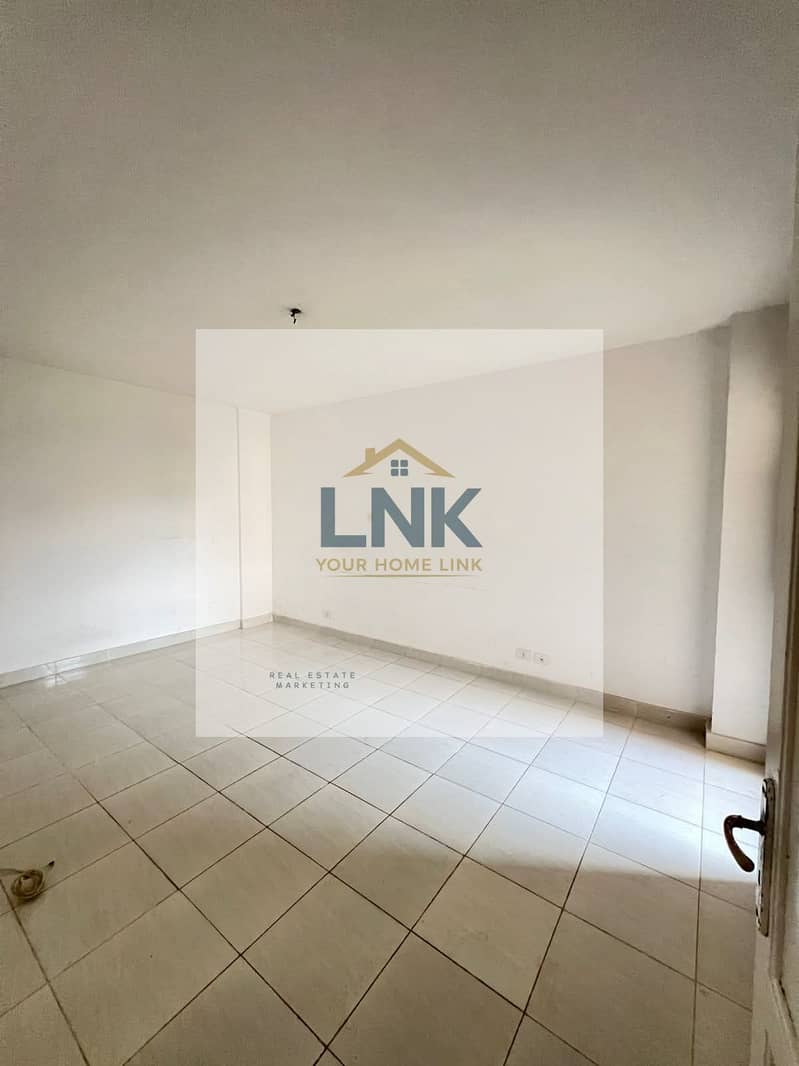 6 fe72325d-ae5e-4882-a9d3-3e7c3c45a328. jpg