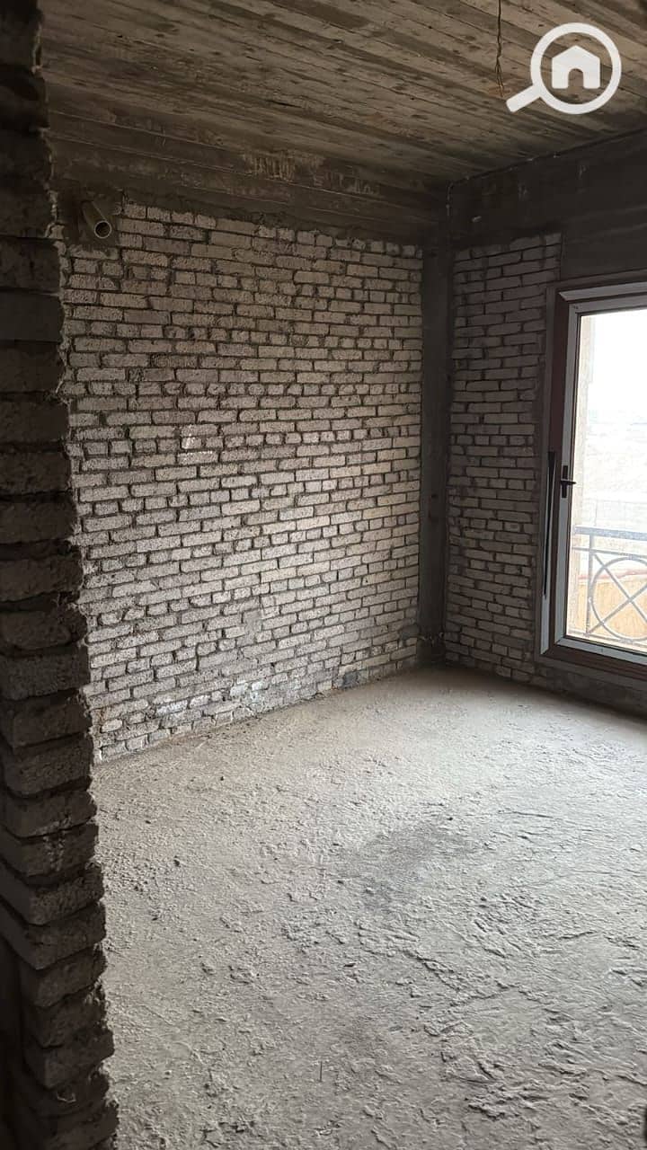 2 3ed0a3d2-25ce-4566-9df9-258360264d8a. jpg