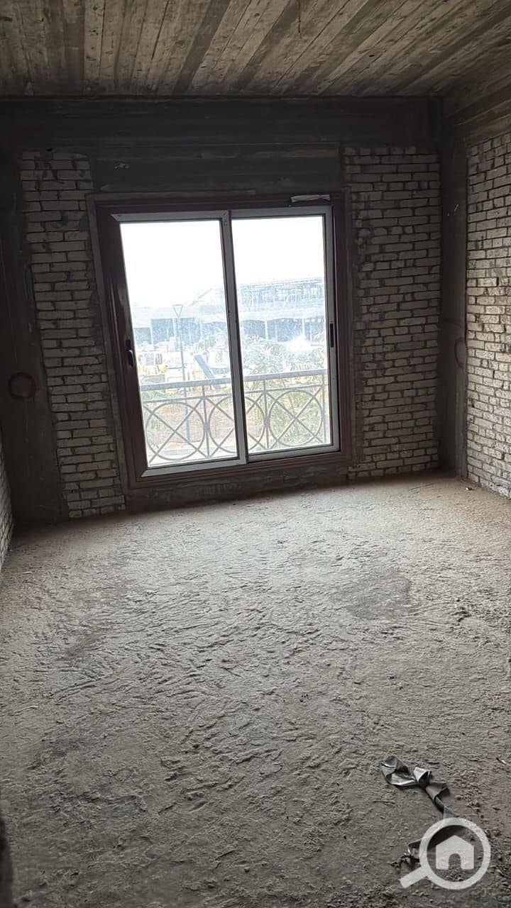 6 29f9c86a-d7c1-4632-8b64-e1b447b2ff2f. jpg